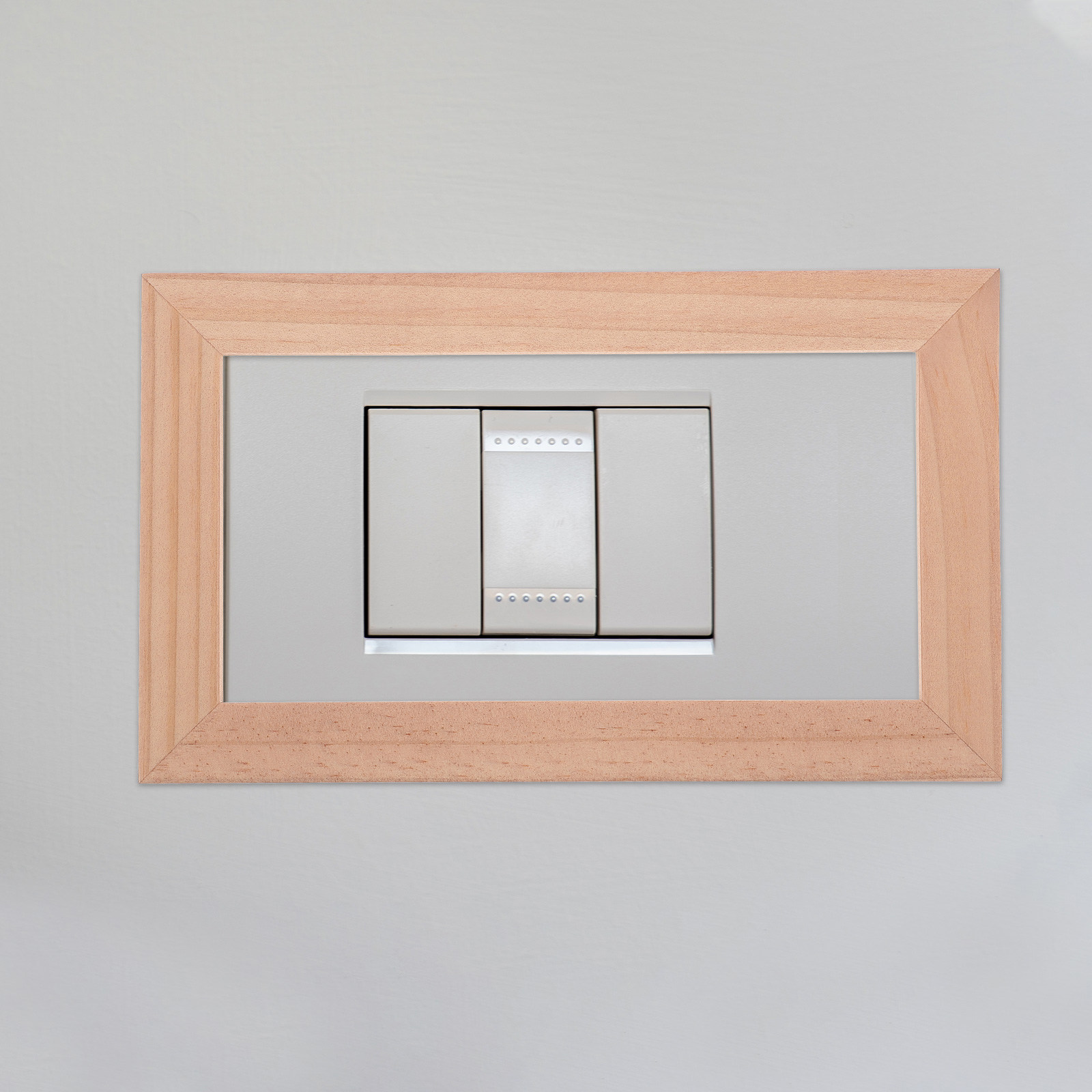 Home Decor Outlet - Holz-Wandplatte mit 2 Steckdosen, dekorative Schalterabdeckung,
